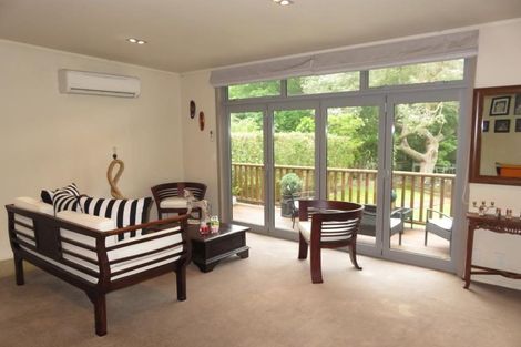 Photo of property in 241 Middleton Road, Glenside, Wellington, 6037