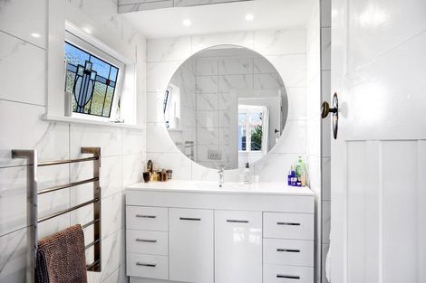 Photo of property in 45 Wilson Street, Hawera, 4610