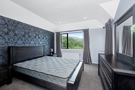 Photo of property in 20 Shastri Terrace, Khandallah, Wellington, 6035