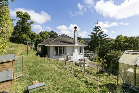 Photo of property in 142 Helston Road, Paparangi, Wellington, 6037