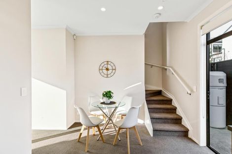 Photo of property in 12 Uku Lane, Hobsonville, Auckland, 0616