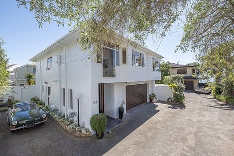 Photo of property in 5a Craig Road, Milford, Auckland, 0620