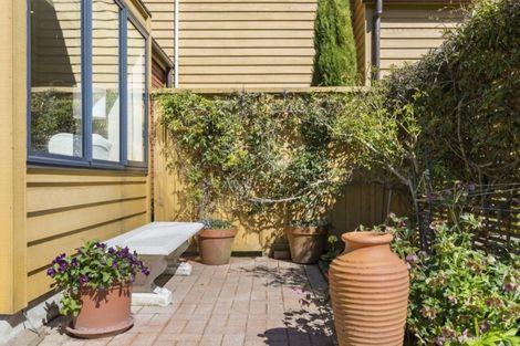 Photo of property in 19 Futuna Close, Karori, Wellington, 6012