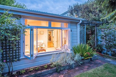 Photo of property in 13 Ross Street, Kilbirnie, Wellington, 6022