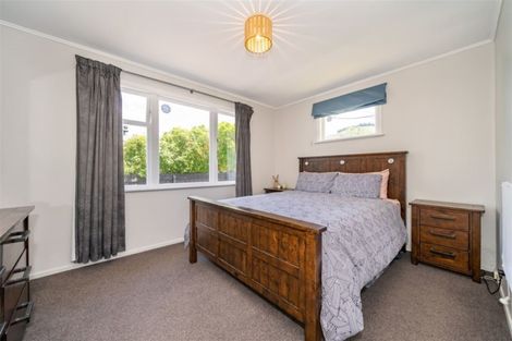 Photo of property in 5 Whangakoko Grove, Birchville, Upper Hutt, 5018