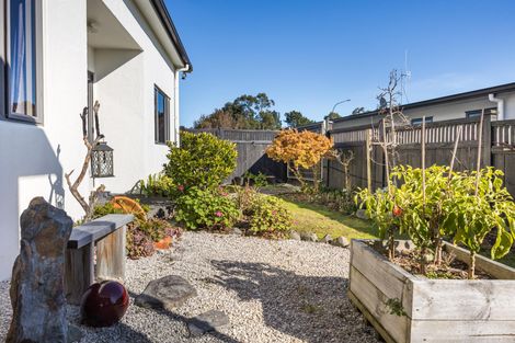 Photo of property in 111 Ruapehu Drive, Fitzherbert, Palmerston North, 4410