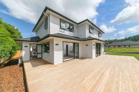 Photo of property in 1 Duchess Way, Riverhead, 0820