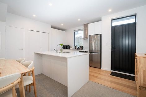 Photo of property in 2/210 Karori Road, Karori, Wellington, 6012