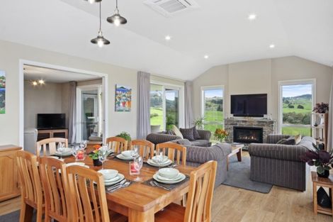 Photo of property in 98 Huia Road, Pokeno, 2472