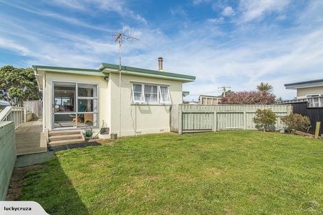 Photo of property in 22 Nathan Avenue, Paraparaumu Beach, Paraparaumu, 5032