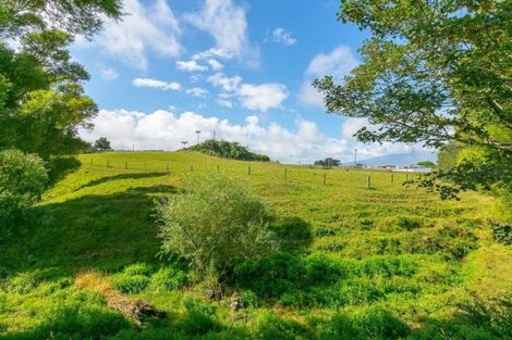 Photo of property in 15 Alfred Road, Egmont Village, New Plymouth, 4371