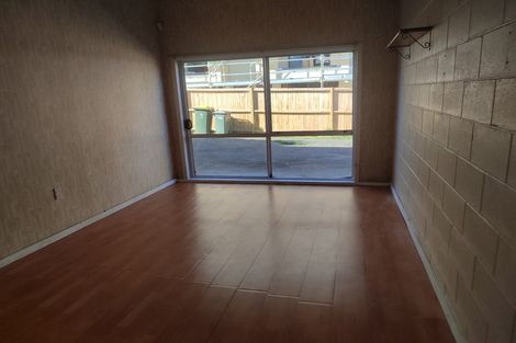 Photo of property in 2/218 Pakuranga Road, Pakuranga Heights, Auckland, 2010