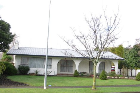 Photo of property in 39 Escort Grove, Awapuni, Palmerston North, 4412