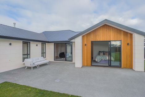 Photo of property in 25 Lazarette Loop, Gleniti, Timaru, 7910