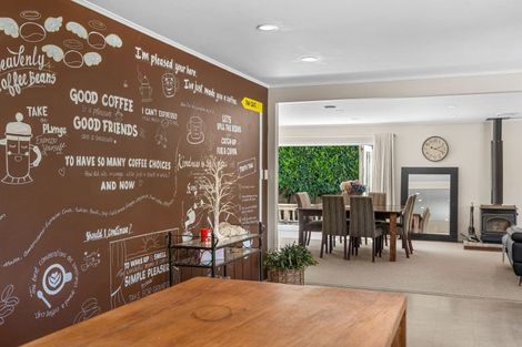 Photo of property in 9 Green Lane Road, Masterton, 5810