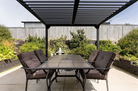 Photo of property in Waterview Estate, 30/4 Greystone Place, Omokoroa, 3114