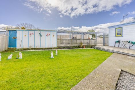 Photo of property in 19 Saint Clair Street, Takapau, 4203