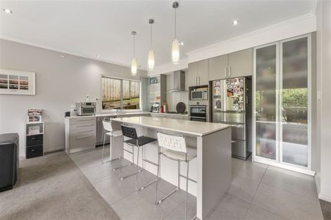 Photo of property in 22 Dawood Place, The Gardens, Auckland, 2105