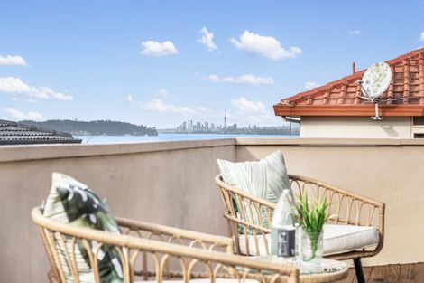 Photo of property in 231 Hobsonville Road, Hobsonville, Auckland, 0618