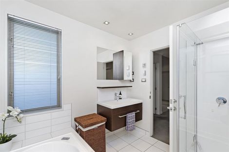 Photo of property in 11 Tainui Street, Somerfield, Christchurch, 8024