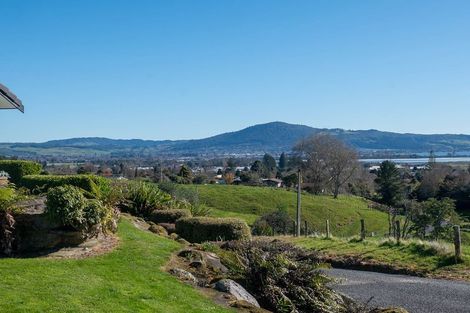 Photo of property in 15a Link Road, Lynmore, Rotorua, 3010