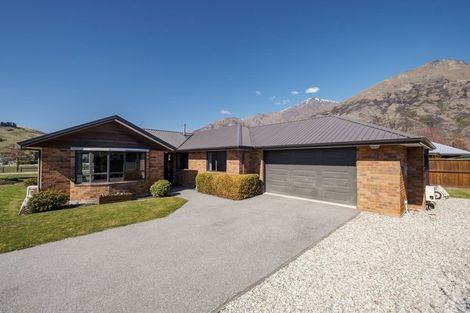 Photo of property in 74 Howards Drive, Lake Hayes, Queenstown, 9304
