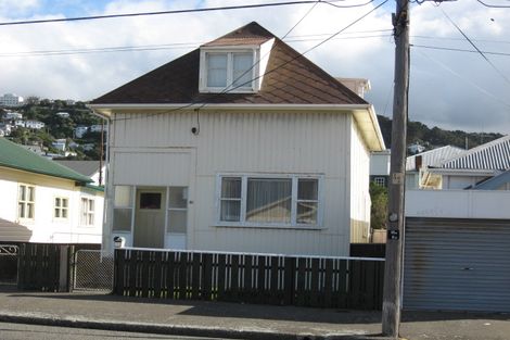 Photo of property in 32 Ross Street, Kilbirnie, Wellington, 6022