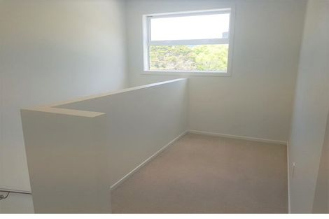 Photo of property in 42 Pateke Drive, Kenepuru, Porirua, 5022