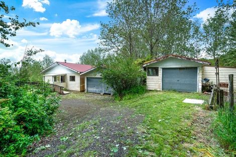 Photo of property in 96 Pomona Road, Kumeu, 0891