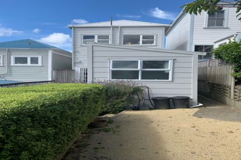 Photo of property in 36 Drummond Street, Mount Cook, Wellington, 6021
