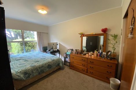 Photo of property in 48 Onewa Road, Northcote Point, Auckland, 0627