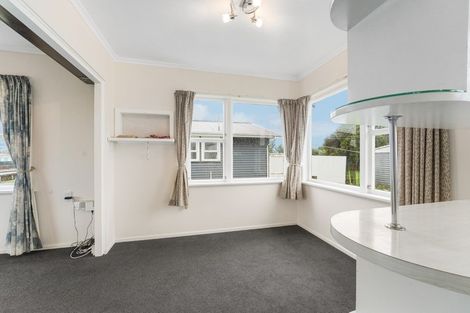 Photo of property in 9 Armagh Street, Levin, 5510