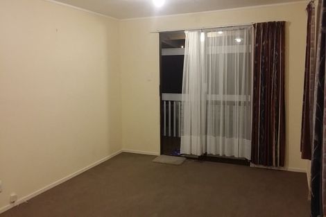 Photo of property in 15 Sabot Place, Massey, Auckland, 0614