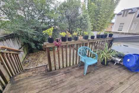 Photo of property in 11/2 Swan Hill Drive, Glen Eden, Auckland, 0602