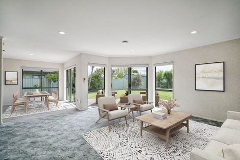 Photo of property in 17 Amanda Place, Mayfair, Hastings, 4122