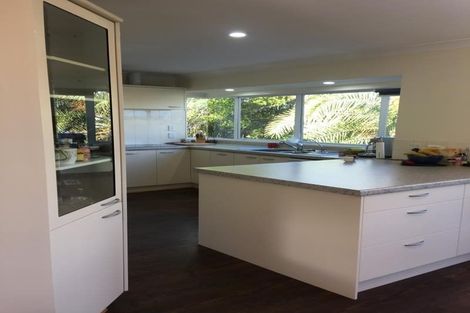 Photo of property in 256 Vipond Road, Stanmore Bay, Whangaparaoa, 0932