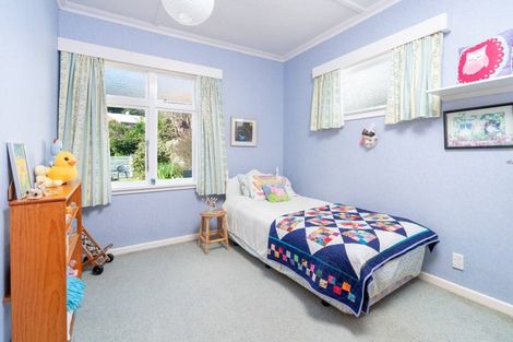 Photo of property in 57 Severn Street, Island Bay, Wellington, 6023