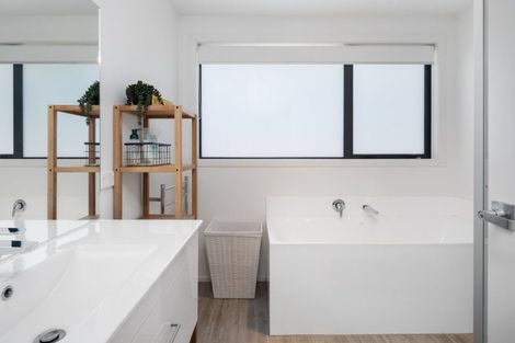 Photo of property in 11b Beach Road, Waikawa, Picton, 7220