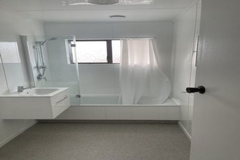 Photo of property in 72 Hokio Beach Road, Levin, 5510