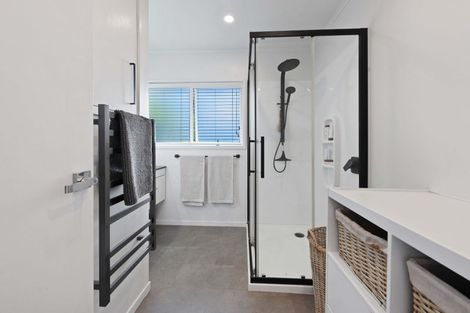 Photo of property in 1/6a Abercrombie Street, Howick, Auckland, 2014