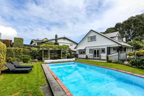 Photo of property in 8 Dorset Avenue, Westown, New Plymouth, 4310