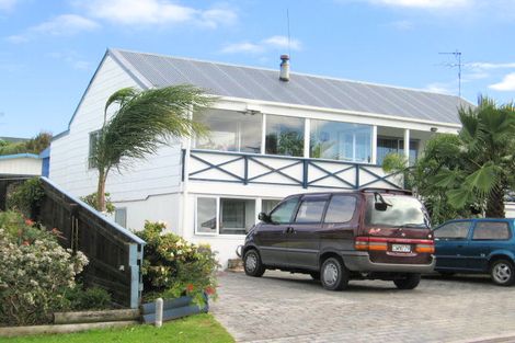 Photo of property in 15 Rawhiti Place, Snells Beach, 0920