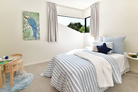 Photo of property in 17a Duncansby Road, Stanmore Bay, Whangaparaoa, 0932
