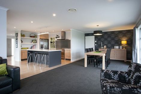 Photo of property in 11b Isobel Hodgson Drive, Cambridge, 3434