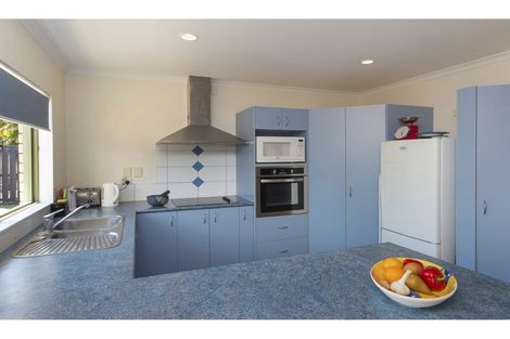 Photo of property in 10a Howden Street, Waiuku, 2123