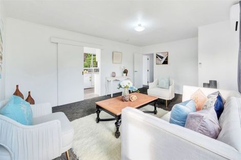 Photo of property in 28 Mawney Road, Henderson, Auckland, 0610