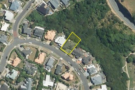 Photo of property in 21 Pendennis Point, Camborne, Porirua, 5026