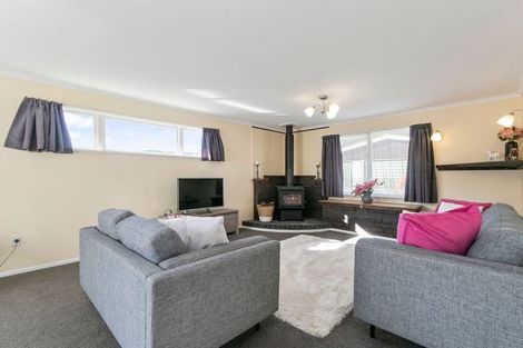 Photo of property in 128 Wise Street, Wainuiomata, Lower Hutt, 5014