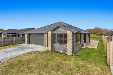 Photo of property in 33 Shaw Road, Coastlands, Whakatane, 3120