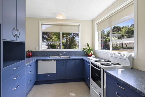 Photo of property in 1/12 Ambury Place, Merrilands, New Plymouth, 4312
